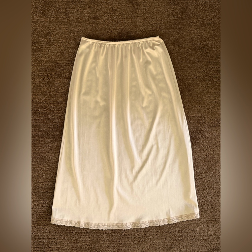 Warner's Half Slip Women’s S Vintage Perfect Measure Lace Trim Nylon Skirt Cream
